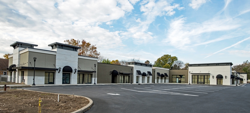 Landsharx provides Commercial Eavestrough Cleaning and Commercial Eavestrough Maintenance