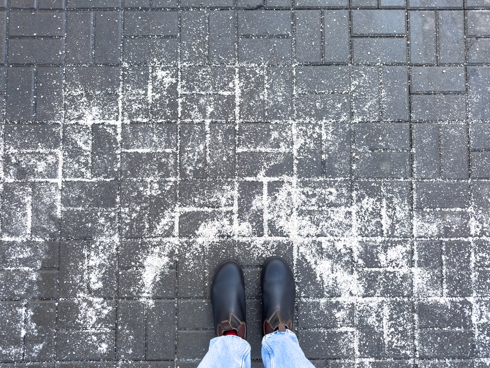 LandSharx provides best ice melt and gravel winter service for your property.