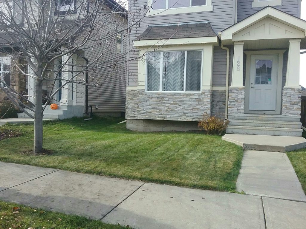 Pressure washing services in Calgary